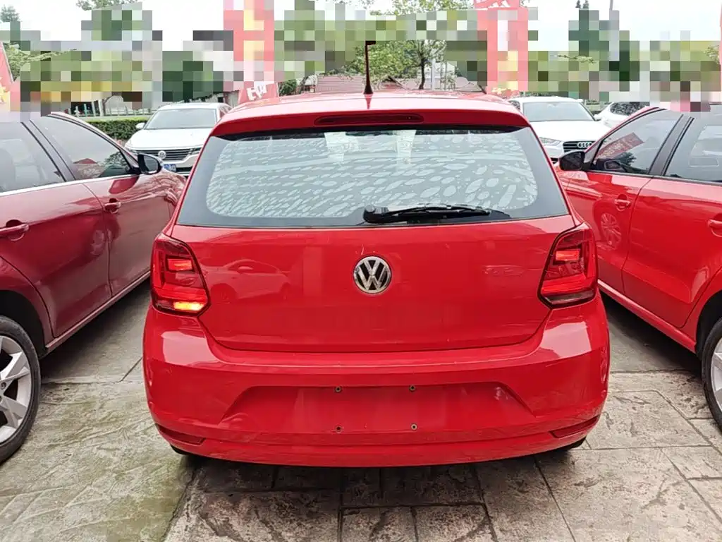 Volkswagen Polo 2015 — фото 6