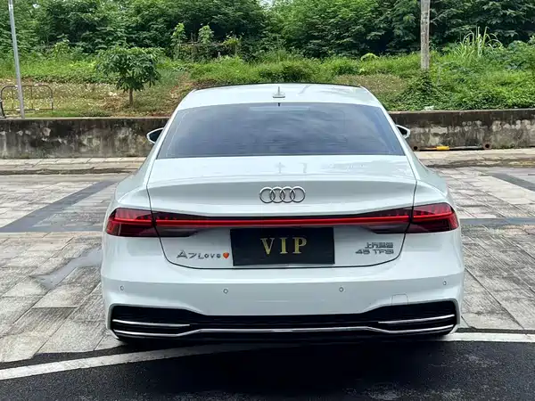 Audi A7L 2023