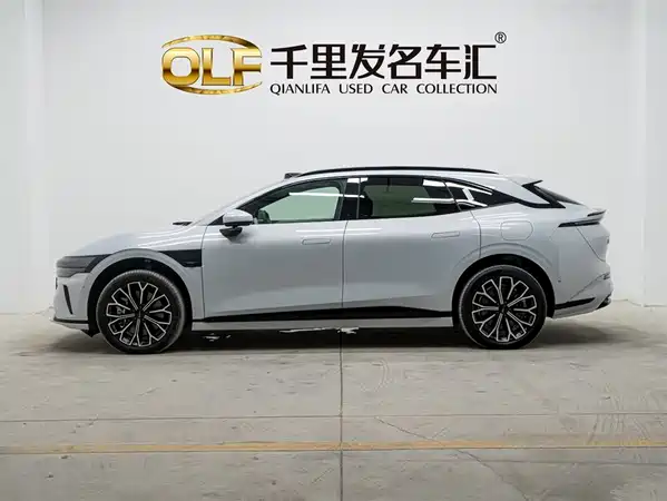Zeekr 007GT 2025