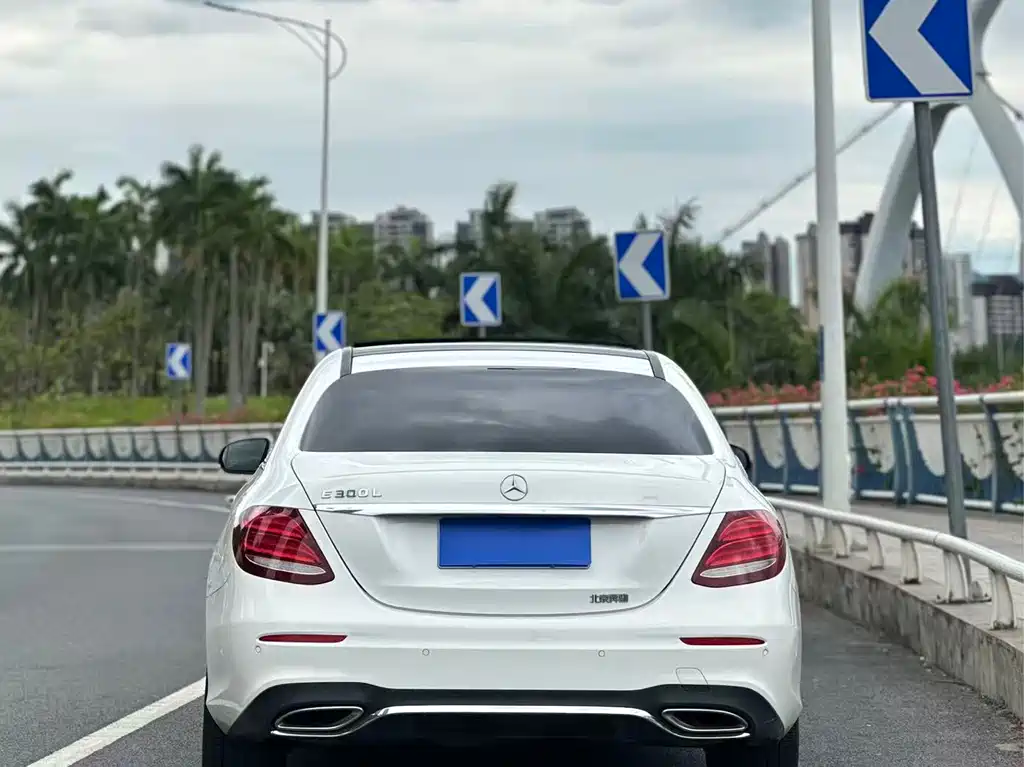 Mercedes-Benz E-Class 2020 — фото 7