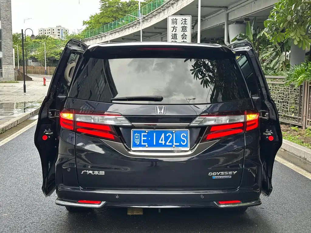 Honda Odyssey 2019 — фото 40