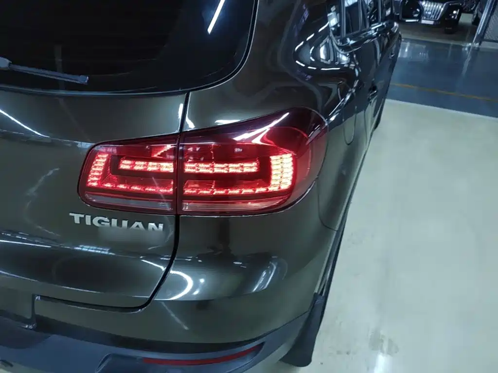 Volkswagen Tiguan 2017 — фото 8