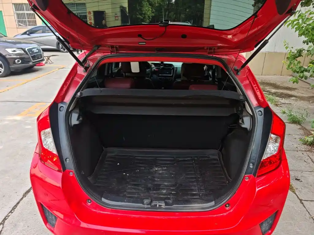 Honda Fit 2016 — фото 19