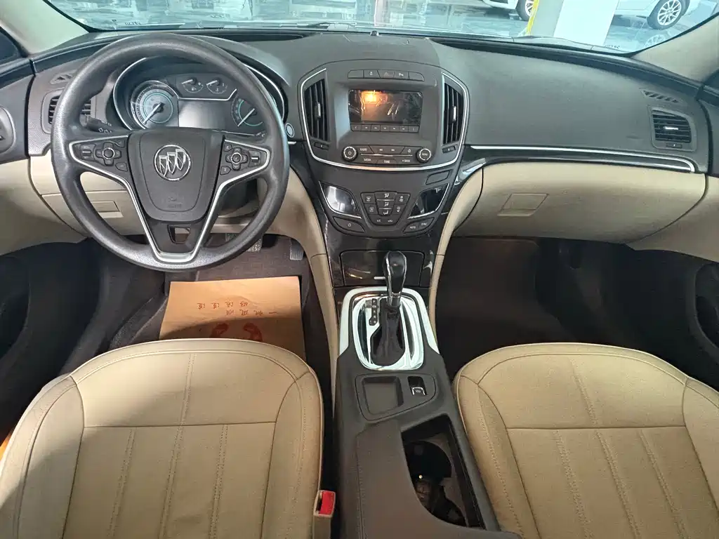 Buick Regal 2015 — фото 16