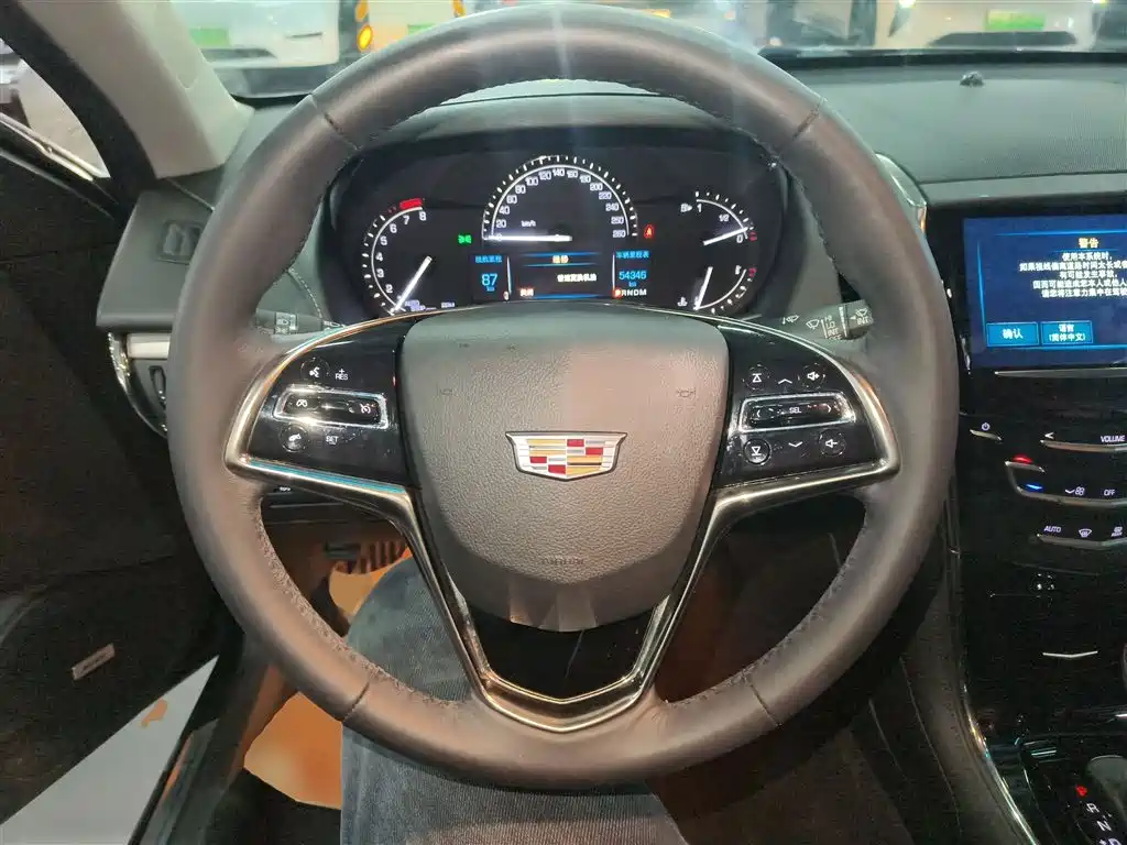Cadillac ATS-L 2017 — фото 11