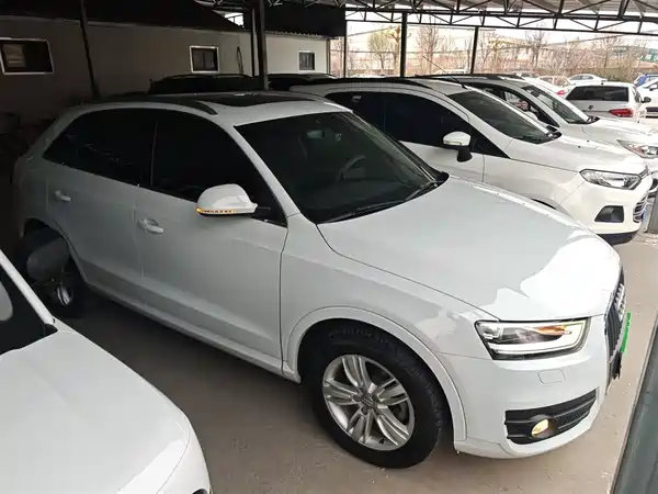 Audi Q3 2015