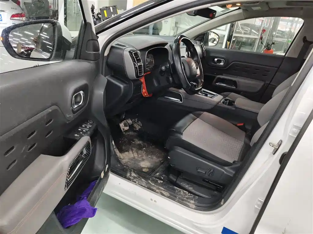 Citroen C5 AIRCROSS 2019 — фото 16