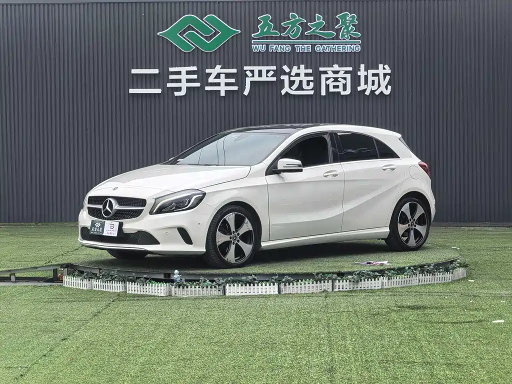 Mercedes-Benz A-Class 2018 — фото 1
