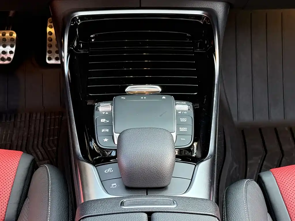 Mercedes-Benz CLA AMG 2022 — фото 14