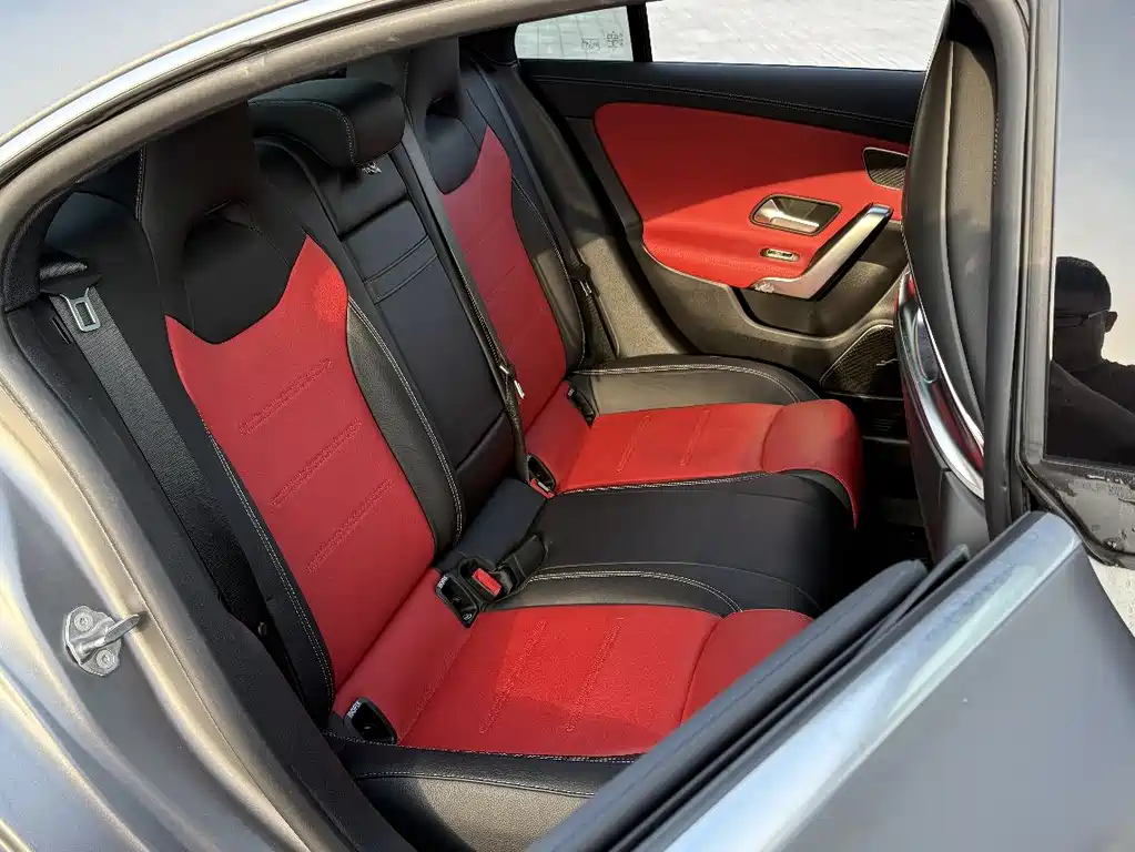 Mercedes-Benz CLA AMG 2022 — фото 16