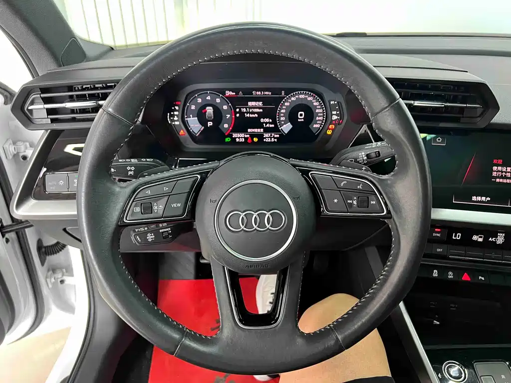 Audi A3 2022 — фото 11