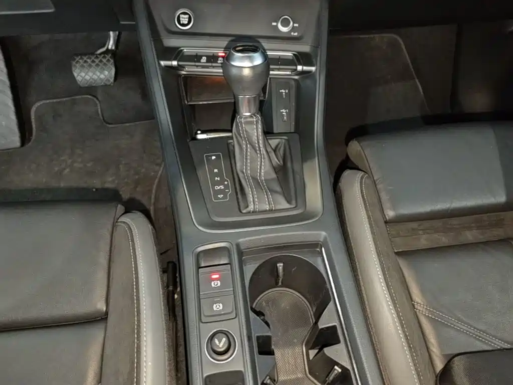Audi Q3 Sportback 2021 — фото 14