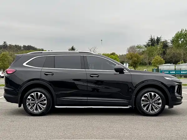 Buick Envision Plus 2024
