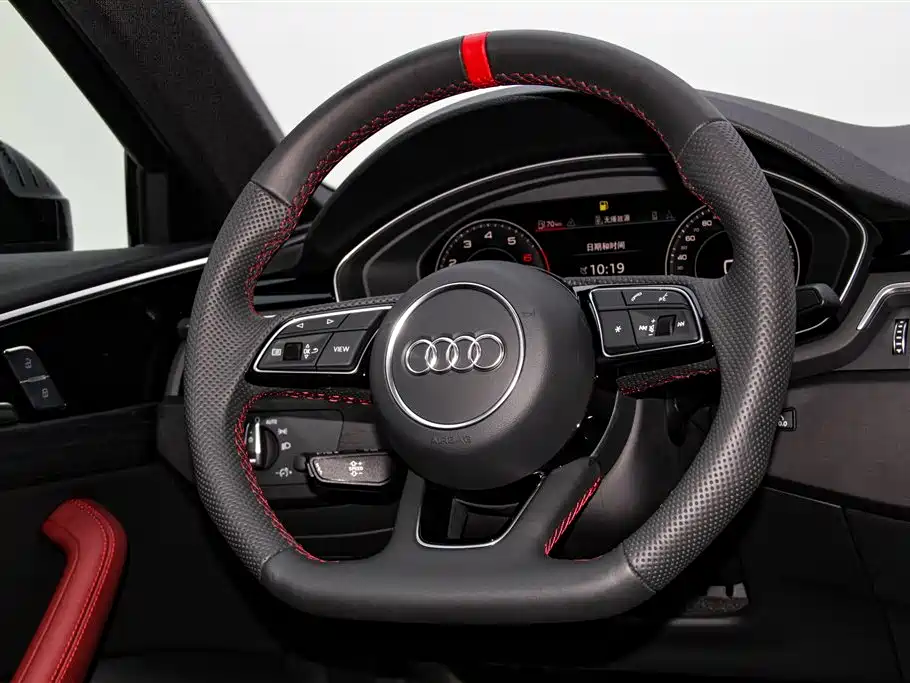 Audi A4L 2025 — фото 15