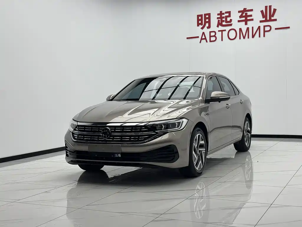 Volkswagen Sagitar 2022