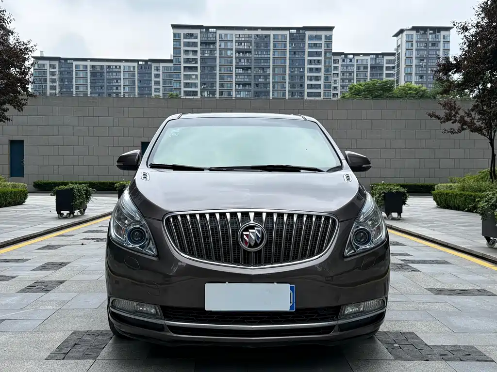 Buick GL8 2014 — фото 2