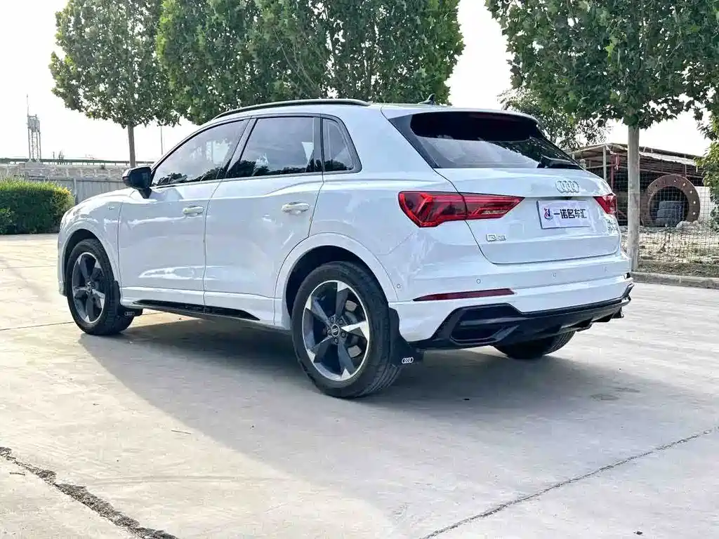 Audi Q3 2023 — фото 4