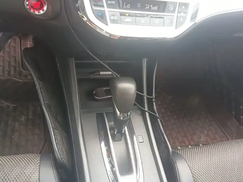 Honda Jade 2018 — фото 14