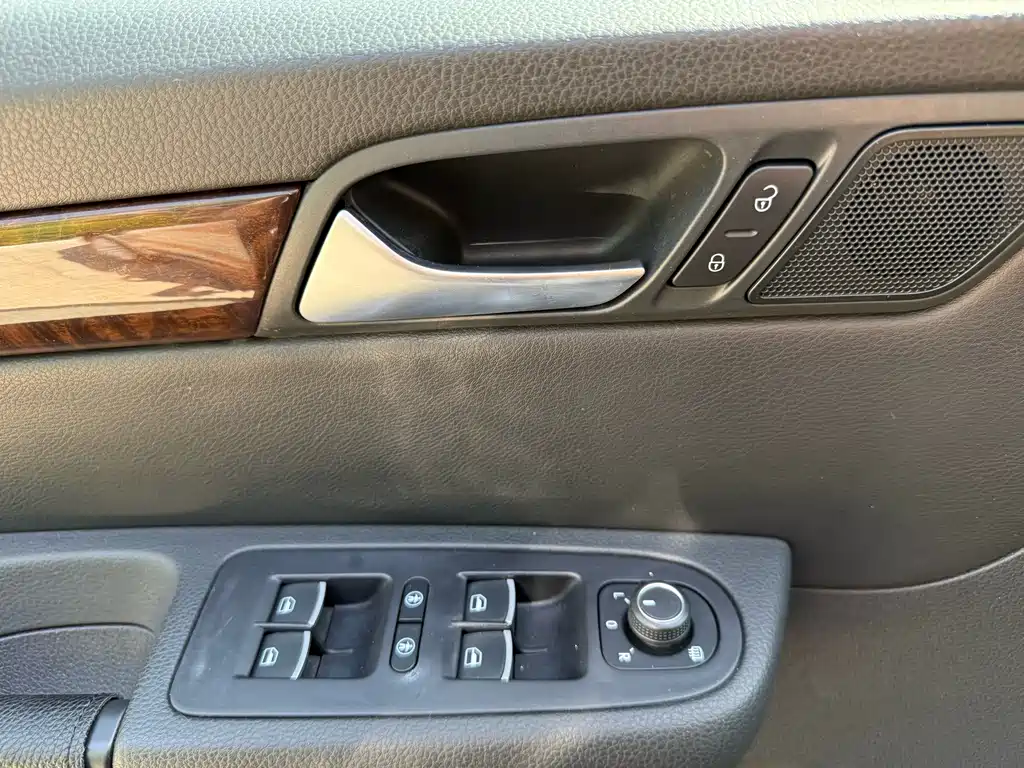Volkswagen Sharan 2016 — фото 16