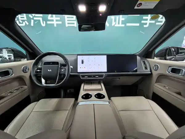 Li Auto L9 2025