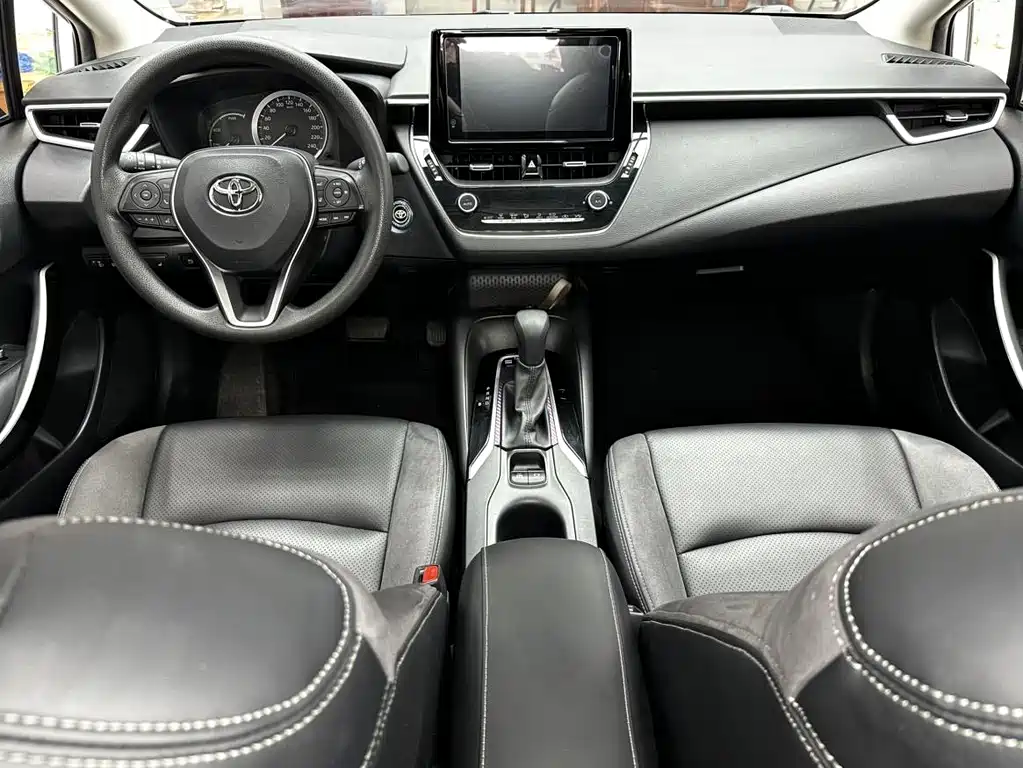 Toyota Corolla 2022 — фото 15