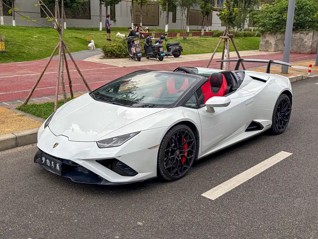 Lamborghini Huracan 2021 — фото 2