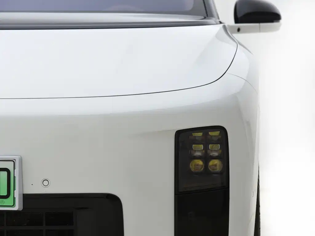 Li Auto i8 2026 — фото 16