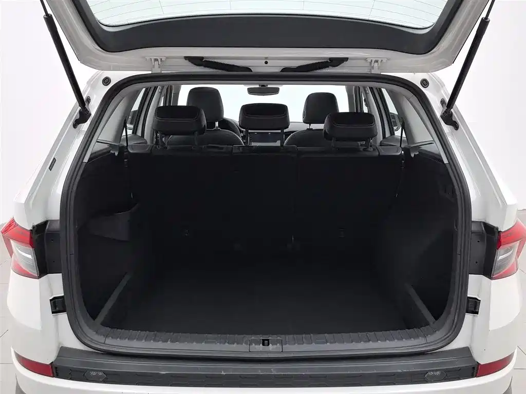 Skoda Kodiaq 2017 — фото 16