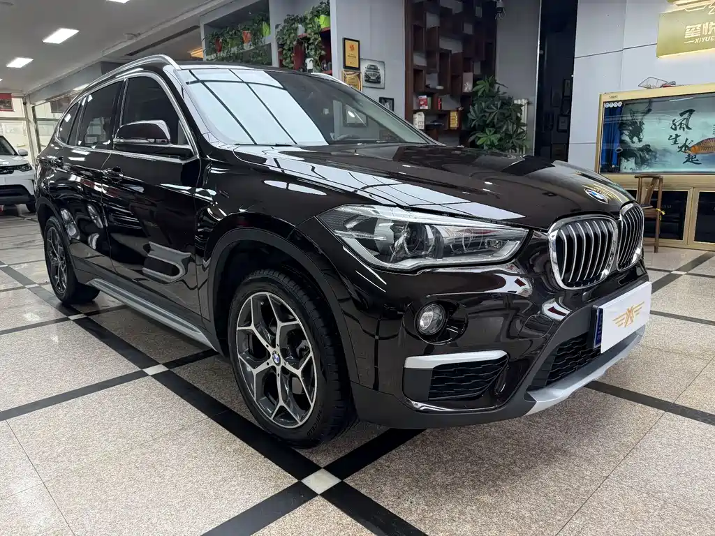 BMW X1 2018 — фото 3