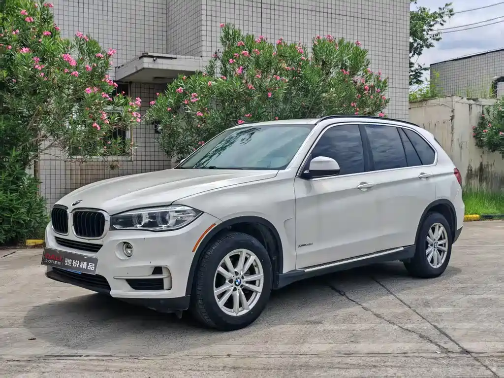 BMW X5 2015 — фото 1