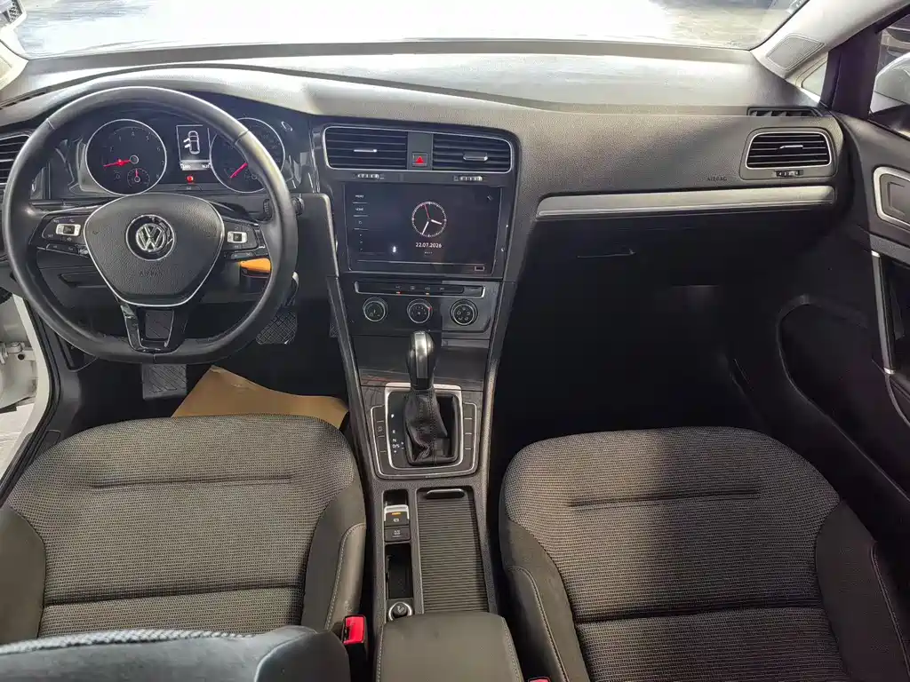 Volkswagen Golf 2020