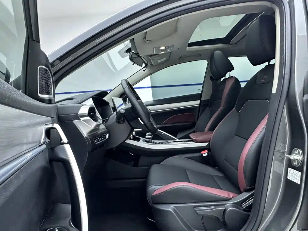 Geely Binyue 2022