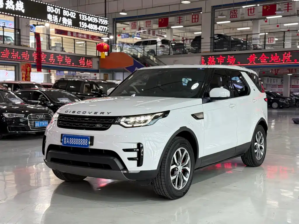 Land Rover Discovery 2018 — фото 1