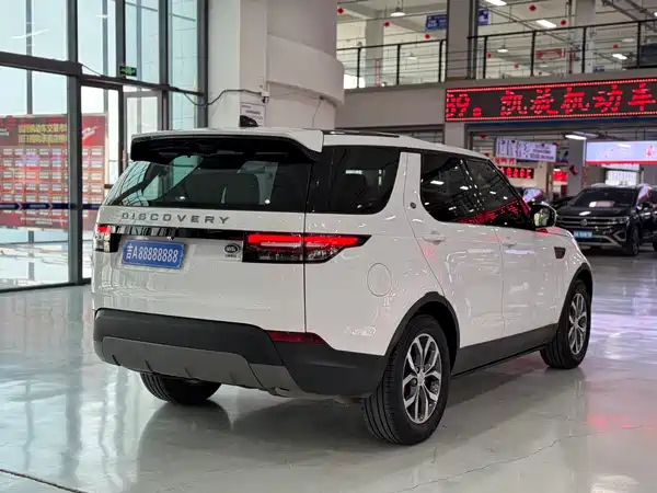 Land Rover Discovery 2018