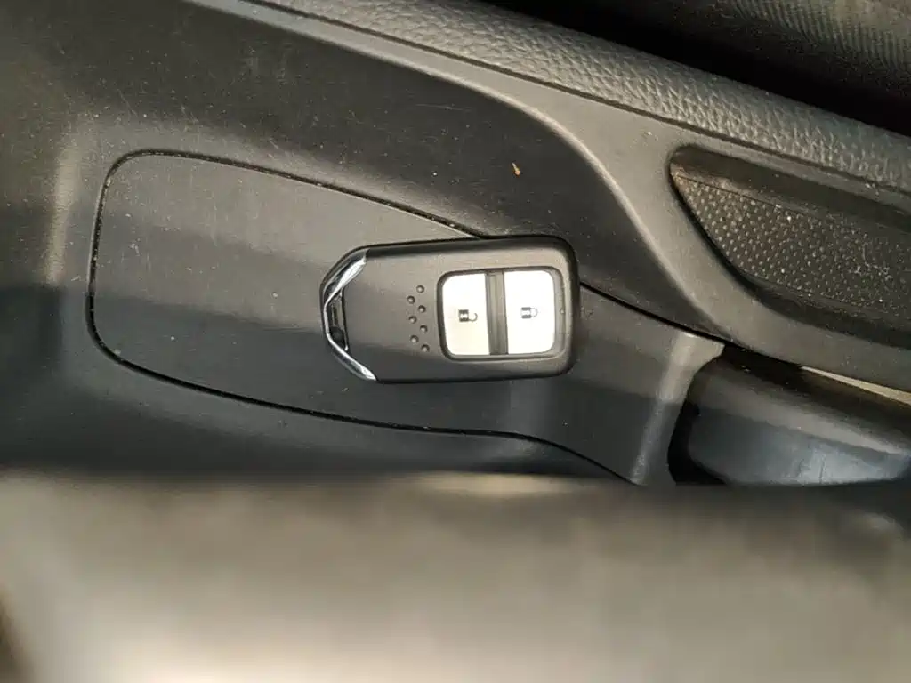 Honda Fit 2023 — фото 9