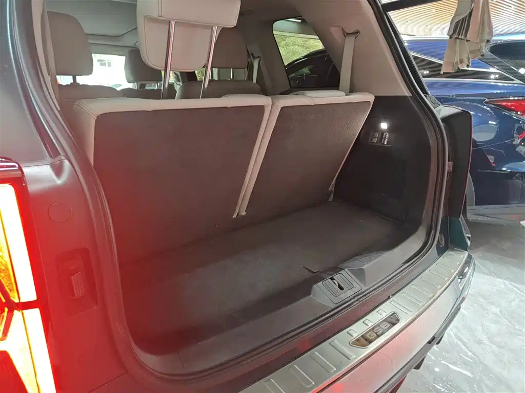 GAC Motor Trumpchi GS8 2022 — фото 19