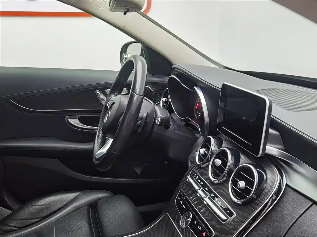 Mercedes-Benz C-Class 2018 — фото 22