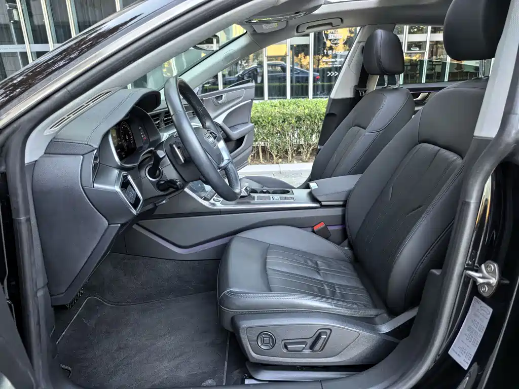 Audi A7 2021 — фото 24