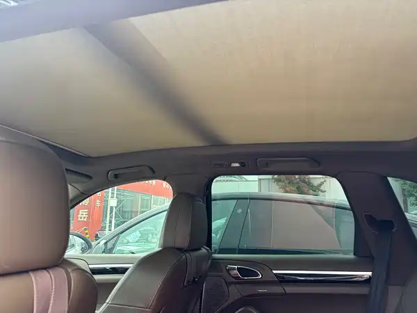 Porsche Cayenne 2012