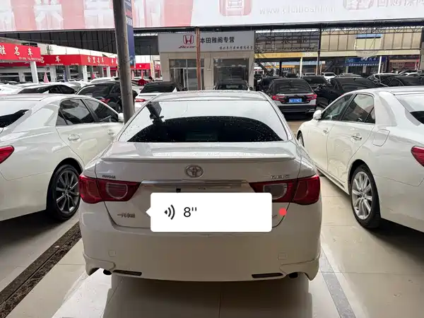 Toyota Reiz 2012