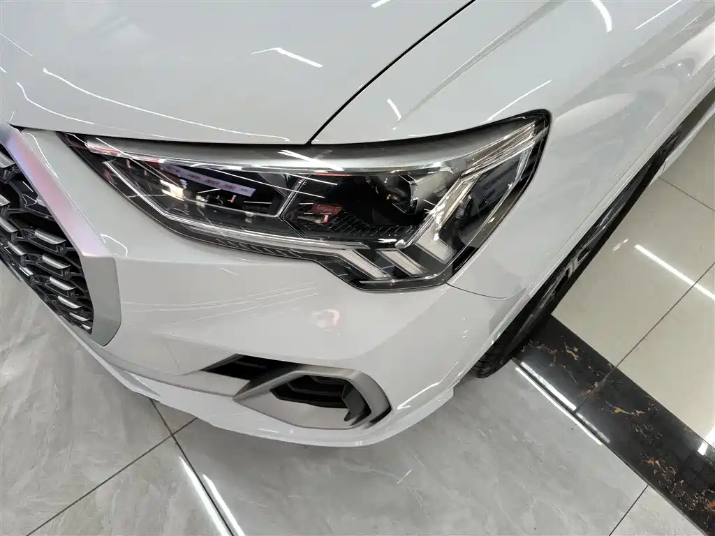 Audi Q3 Sportback 2021 — фото 24