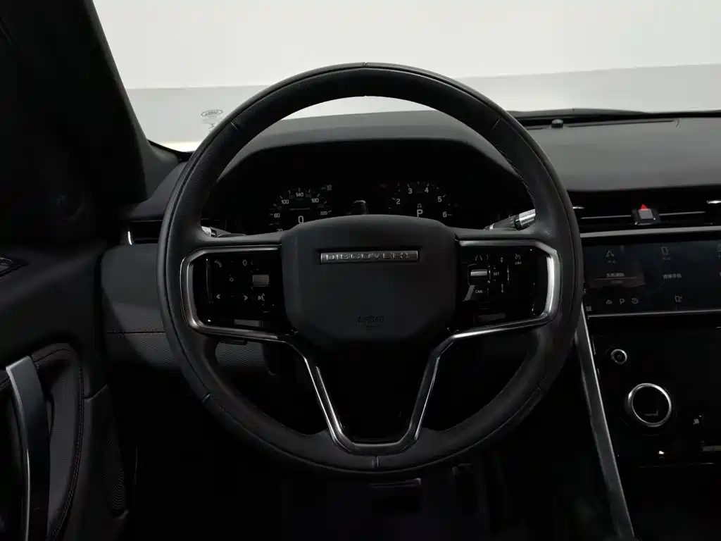 Land Rover Discovery Sport 2022 — фото 11