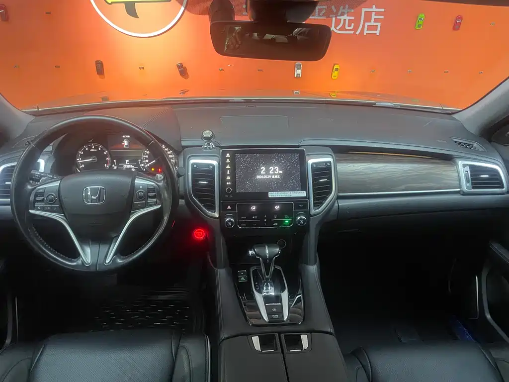 Honda UR-V 2018 — фото 9