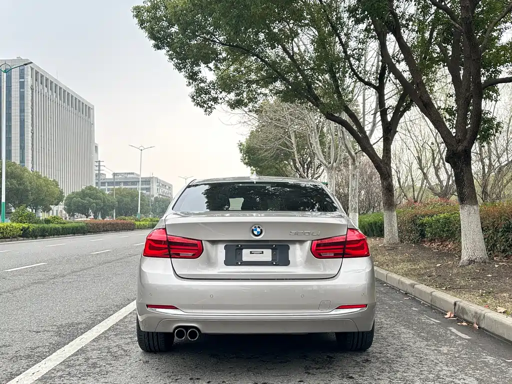 BMW 3 Series 2017