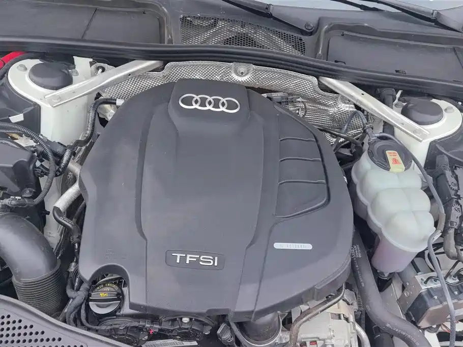 Audi A4L 2020 — фото 10