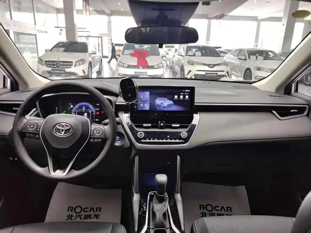 Toyota Frontlander 2024