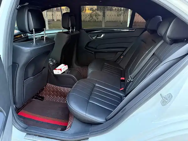 Mercedes-Benz E-Class 2016