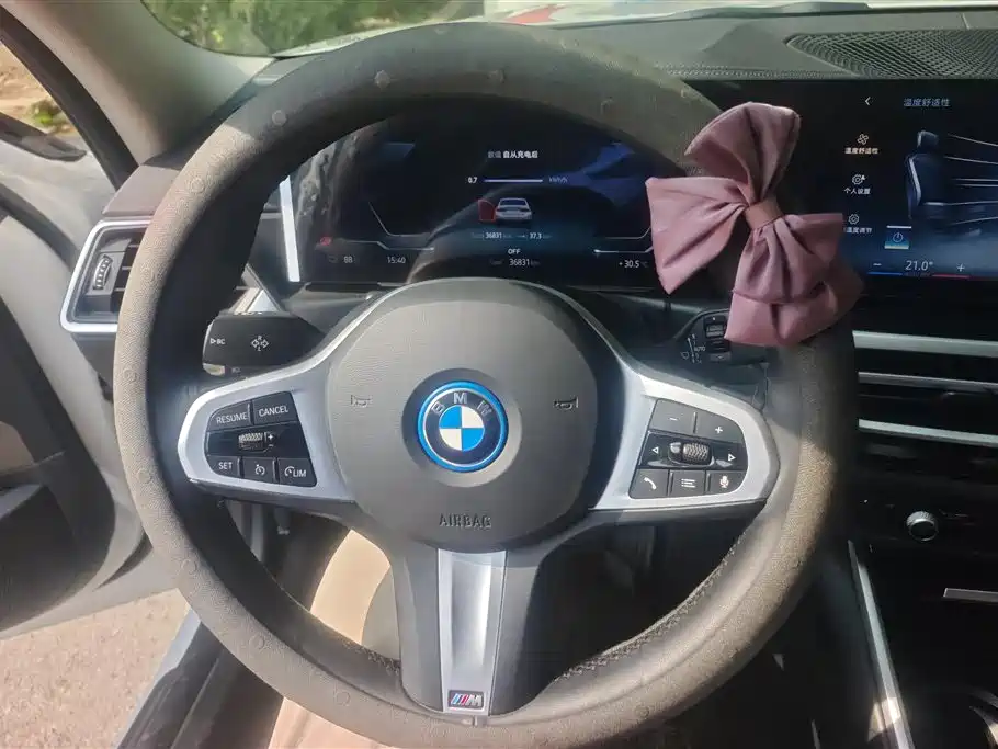 BMW i3 2024 — фото 15