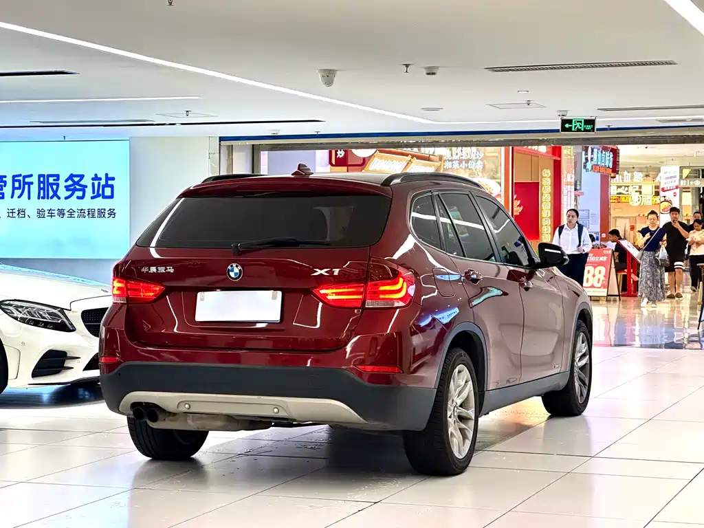 BMW X1 2015 — фото 5
