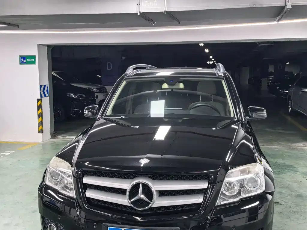 Mercedes-Benz GLK-Class 2011